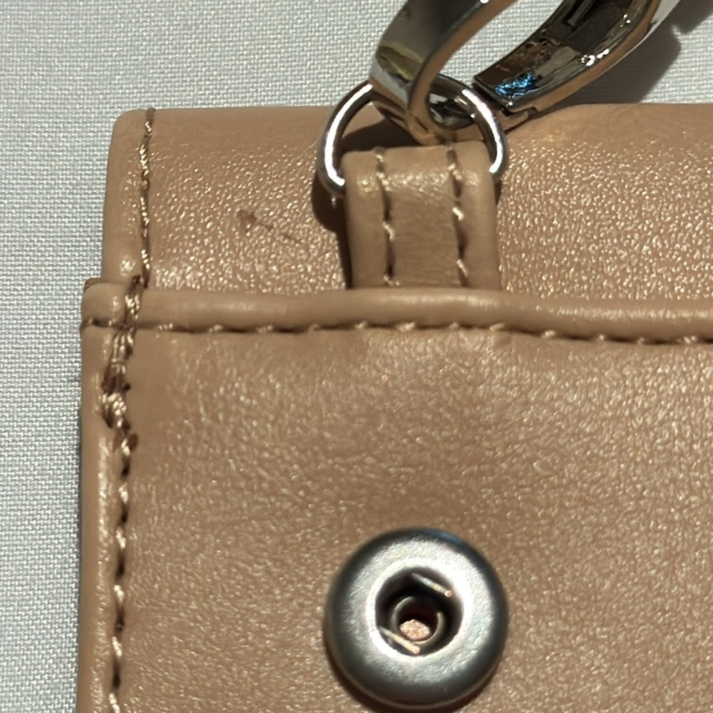 Nine West Crossbody Shoulder Bag Purse Clutch/Wallet -Tan/Cream Color- Beautiful - Picture 8 of 11